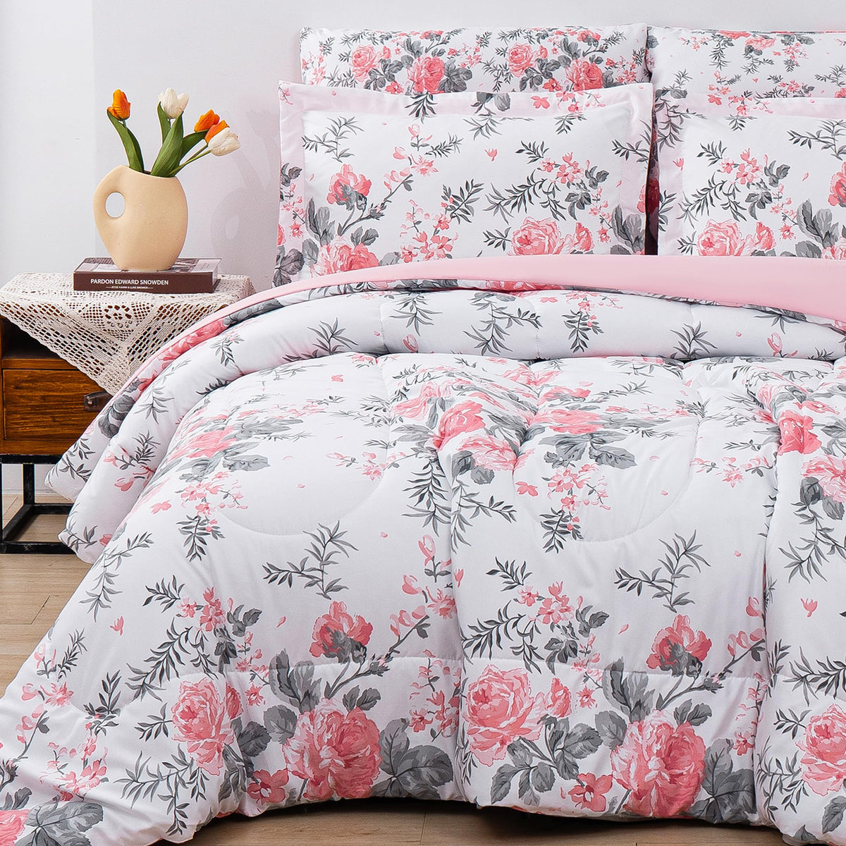 lasoftan Floral Queen Comforter Set with Sheets, 7 piece Luxury Vintage Bedding, Soft Microfiber Bed in a Bag, Cozy Lightweight Bed Set, Damask Boho Flower