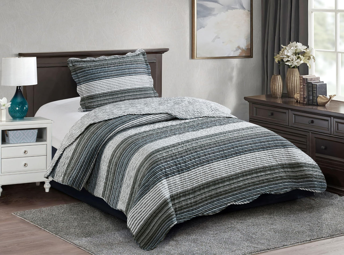 Brilliant Sunshine Rose and Sage Quilt Set, 3-Piece Bedding Sets, Traditional Patchwork Design, Washable and Reversible Bedspread, Soft Lightweight Coverlet, All-Season, Full/Queen, Light Pink Green