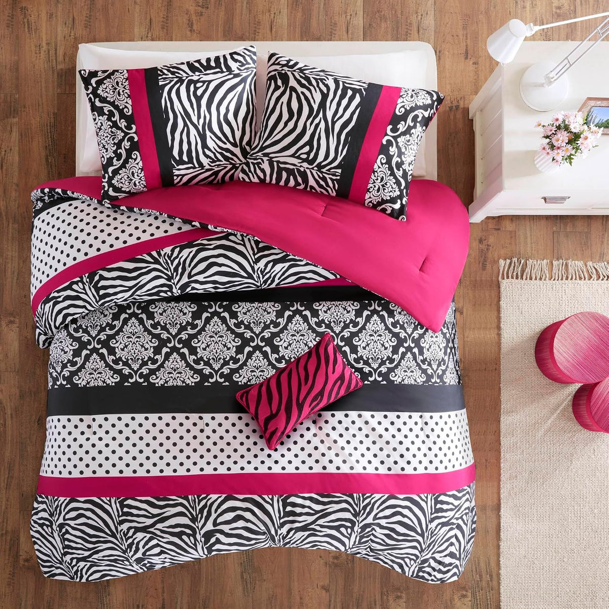 Intelligent Design Polka Dot Pink Zebra Queen Comforter Set, 4pc