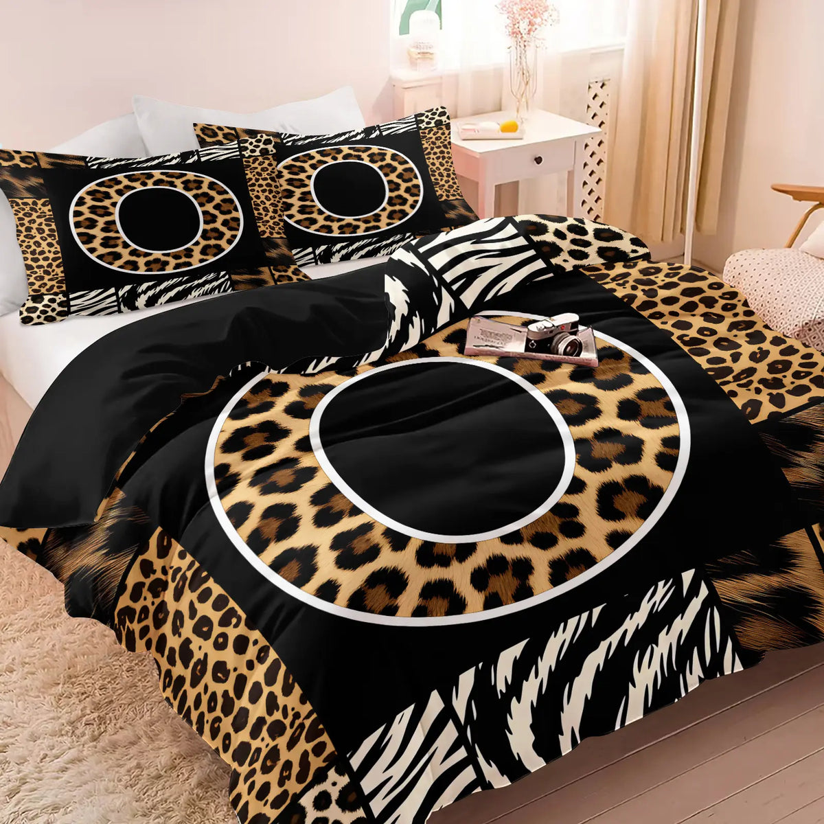 Leopard Zebra Print Letter M Decorative Duvet Cover Set (1 Duvet Cover + 1-2 Pillowcases), Soft Skin Friendly Breathable All Season Bed Linen, Animal Patchwork Letter M HD Vivid Printed Bedding Set, Edgy Modern Bedroom & Dorm Home Decor, Soft Bedding Sets