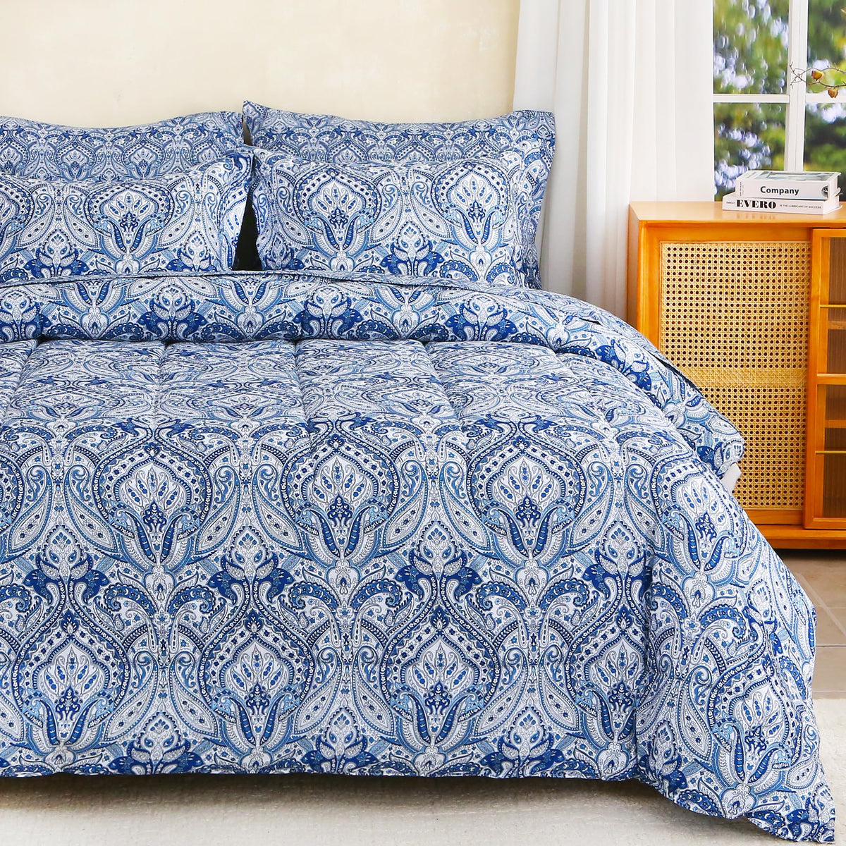 lasoftan Floral Queen Comforter Set with Sheets, 7 piece Luxury Vintage Bedding, Soft Microfiber Bed in a Bag, Cozy Lightweight Bed Set, Damask Boho Flower