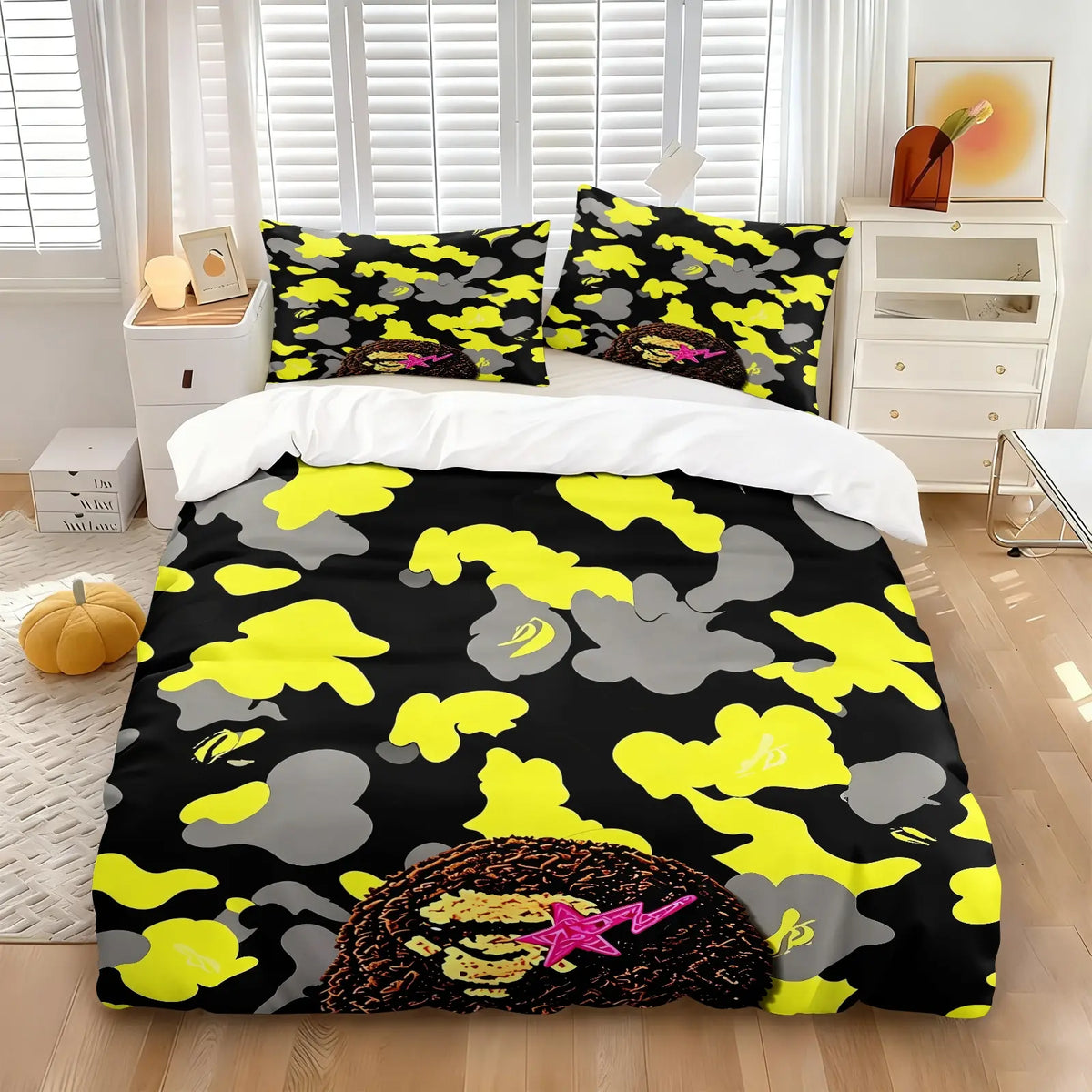 Streetwear Grey Camo Ape Head Duvet Cover Set (1 Duvet Cover + 1-2 Pillowcases), Soft Breathable Bed Linen, Cartoon Monkey Red Star Camouflage HD Digital Printed Vivid Pattern, Trendy Cool Aesthetic Bedroom Decor for All Season Use Camouflage Bedding Set