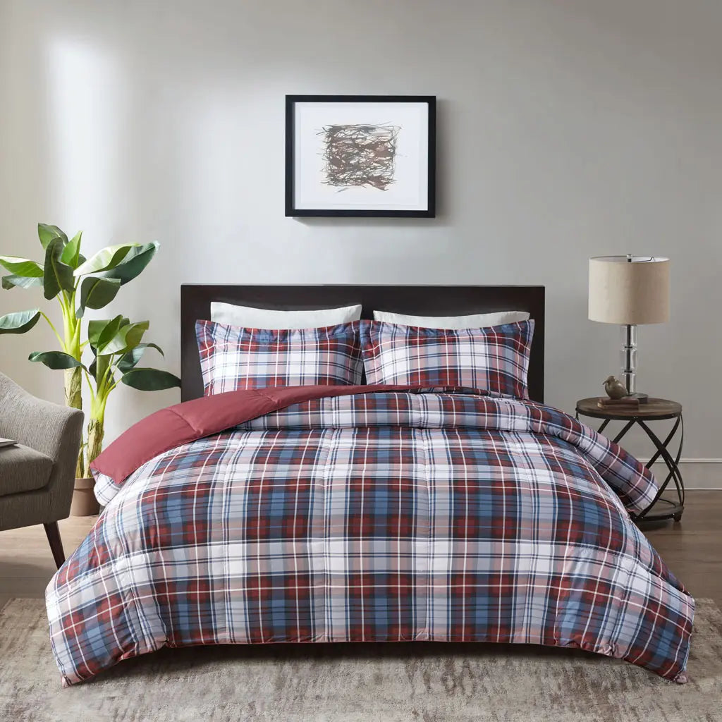 Madison Park Black/White Plaid Gingham Printed King Bedding Set - Breathable 3M Scotchgard Stain Release Cover, Hypoallergenic All-Season Comforter, 2" Flange Shams Included, Machine Washable Home Decor Essential