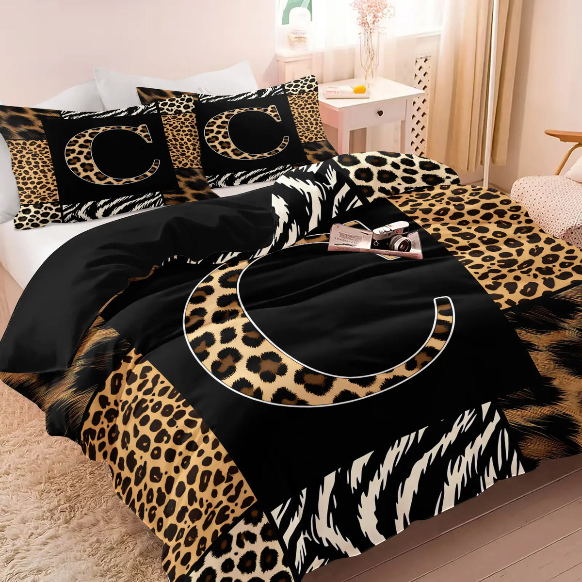 Leopard Zebra Print Letter M Decorative Duvet Cover Set (1 Duvet Cover + 1-2 Pillowcases), Soft Skin Friendly Breathable All Season Bed Linen, Animal Patchwork Letter M HD Vivid Printed Bedding Set, Edgy Modern Bedroom & Dorm Home Decor, Soft Bedding Sets