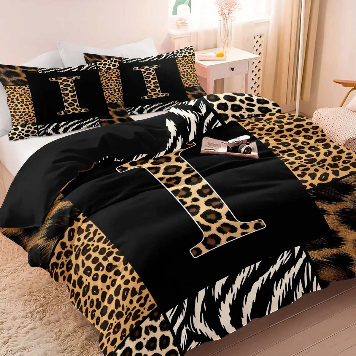 Leopard Zebra Print Letter M Decorative Duvet Cover Set (1 Duvet Cover + 1-2 Pillowcases), Soft Skin Friendly Breathable All Season Bed Linen, Animal Patchwork Letter M HD Vivid Printed Bedding Set, Edgy Modern Bedroom & Dorm Home Decor, Soft Bedding Sets