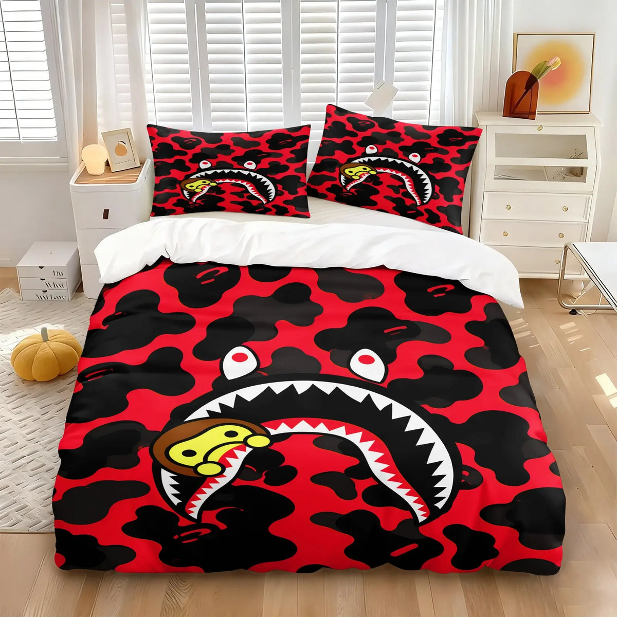Ape Red & Black Camo Shark Mouth Cartoon Monkey Print Duvet Cover Set, 1 Duvet and 1-2 Pillowcases, Street Trendy Style Comfortable Easy Care Bedding, Ideal for Teen Hypebeast Bedroom Dorm Gaming Room Decor